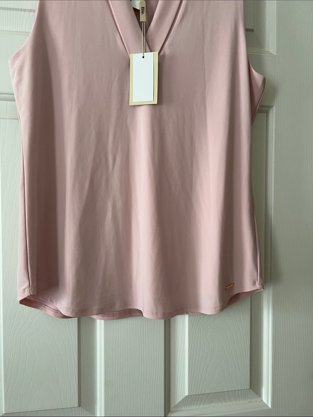 Elie Tahari Soft Pink Sleeveless V-Neck Camisole - Picture 3 of 5
